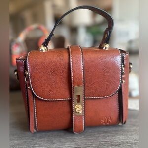 Stauer  NWOT Parisian Chic Claire Tan Vegan Leather Handbag/Crossbody Bag